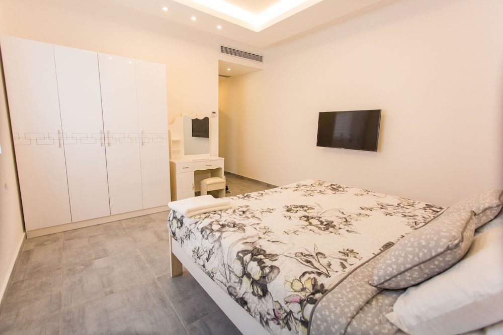 Accra Luxury Apartments At The Lul Water 3