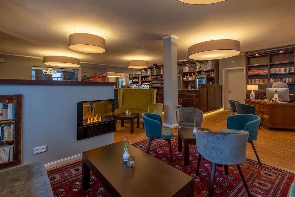 Logis Hotel QUARTIER 5 3