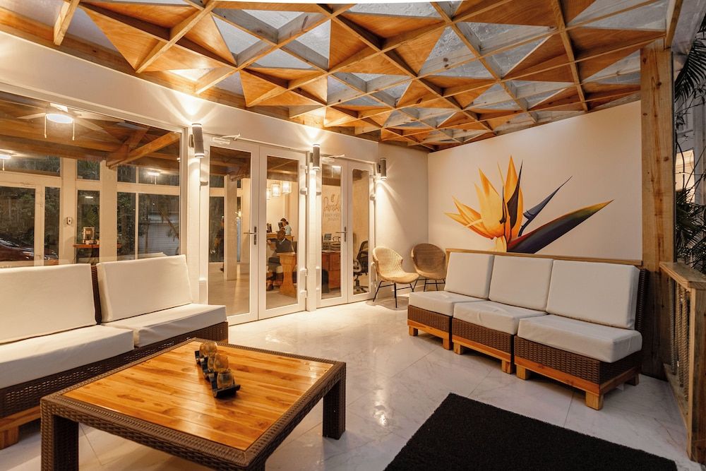 Paradise Beach Resort & Dive Center 3