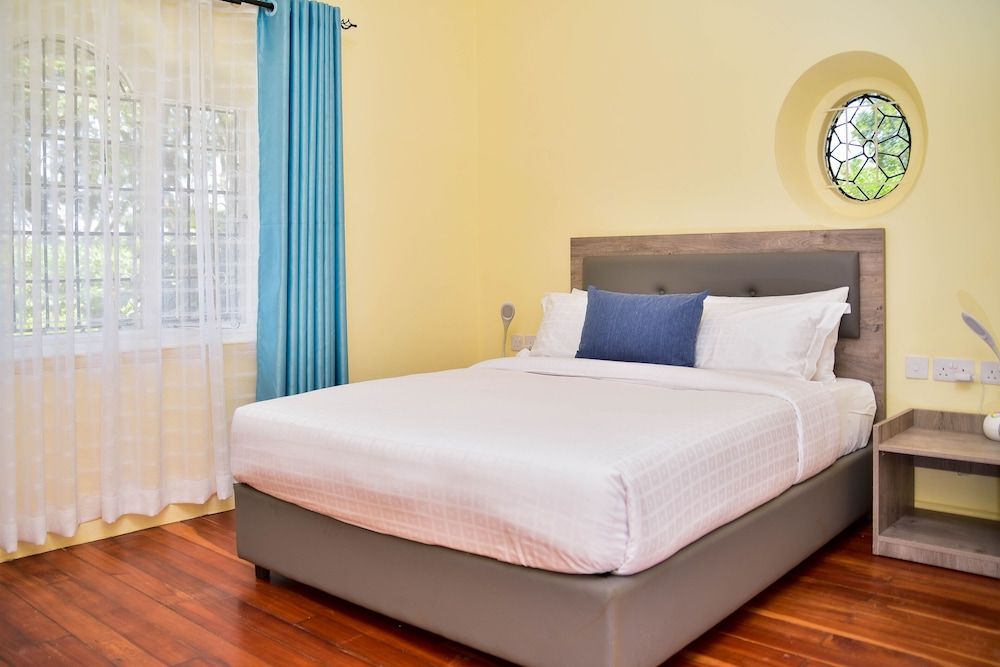 A Place of Tranquility, Muthaiga 2