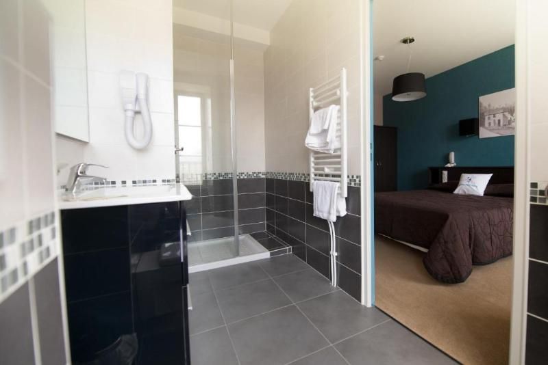 Logis Hotel La Croix Verte Le Relais Des Moulins 3 estrellas en Bain-de-Bretagne