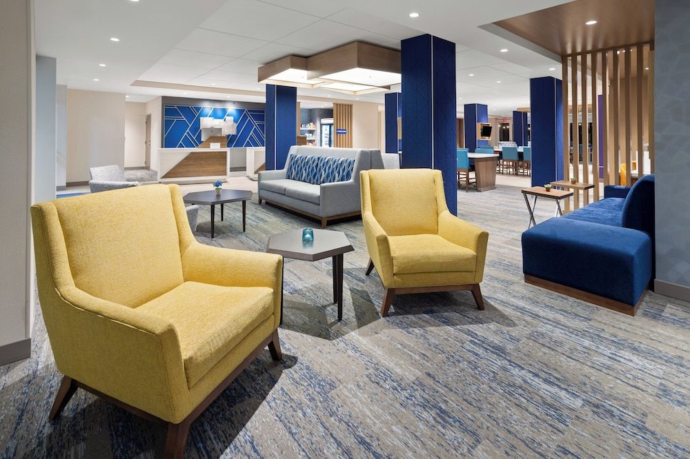 Holiday Inn Express And Suites Waynesboro East 2