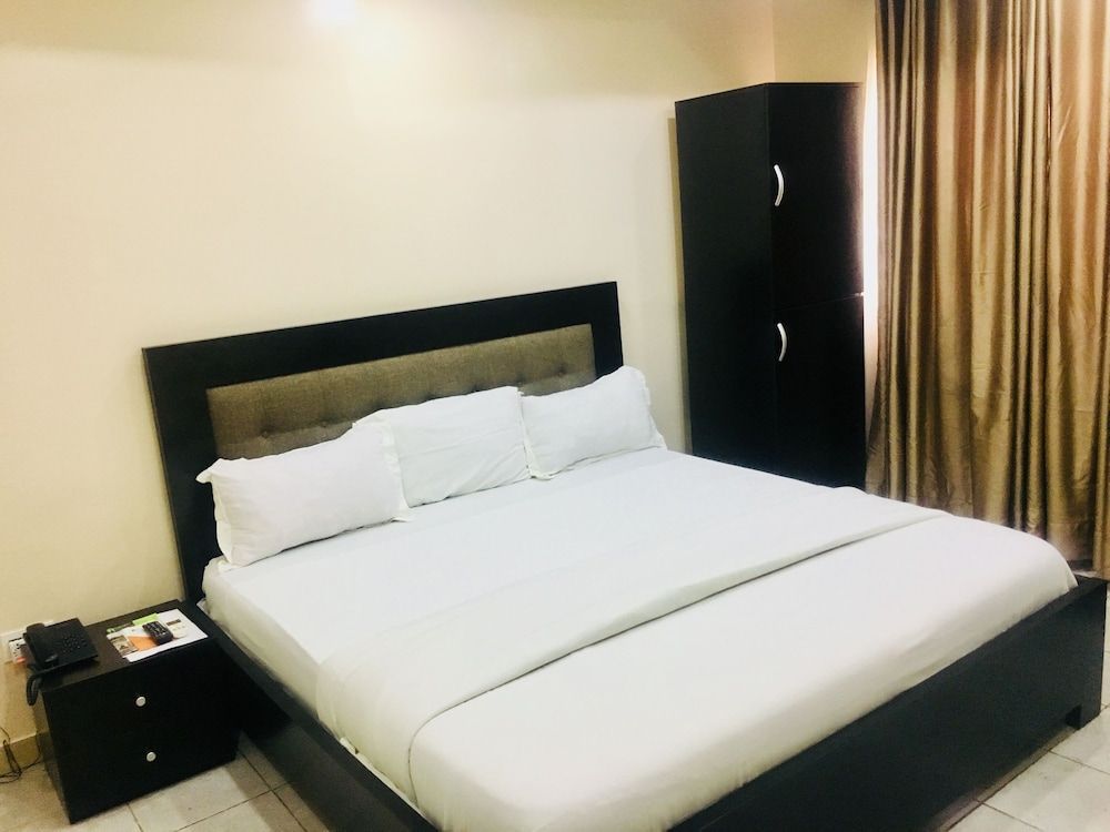 Hillside Gardens -1 étoiles à Lagos