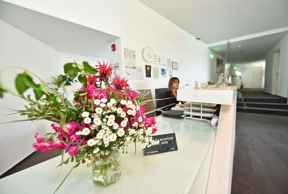 Atra Doftana 5 étoiles à Teşila