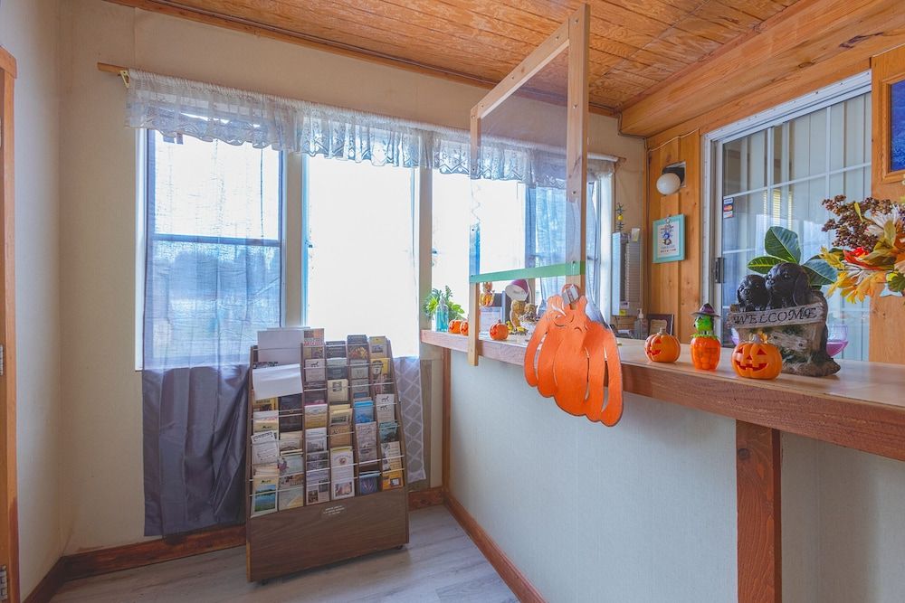 Parkside Motel By Oyo Meadville Conneaut Lake 3