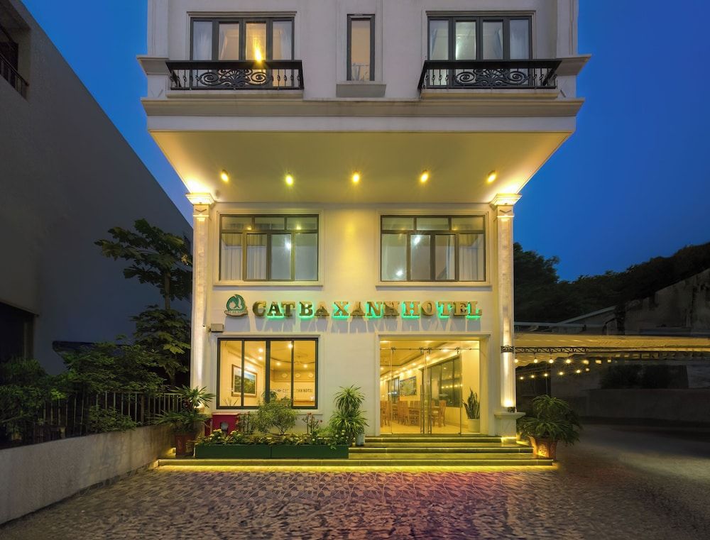 Cat Ba Xanh Spring Garden Hotel 3 stelle a Cat Ba