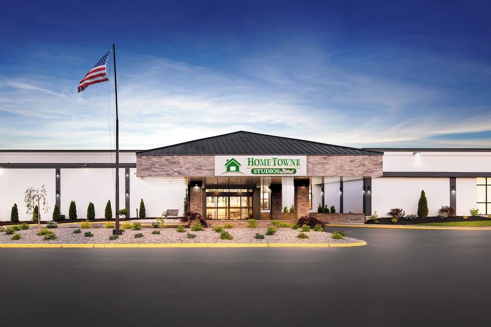Hometowne Studios & Conference Center Cortland -1 estrelas em Cortland