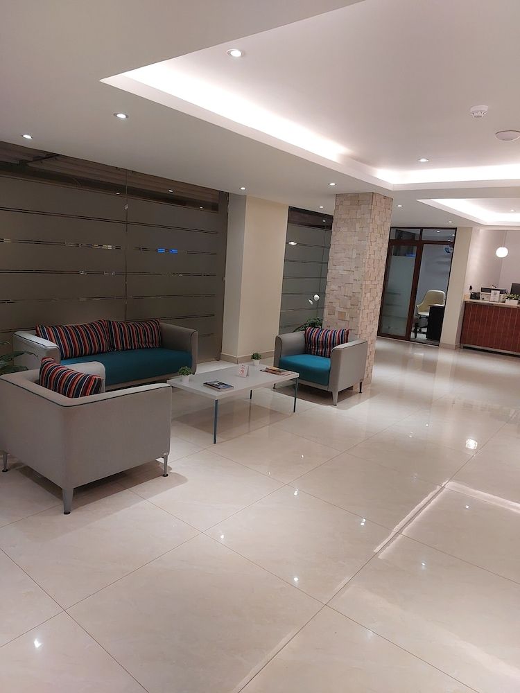 Canary Hotel Kampala -1 estrelas em Kampala