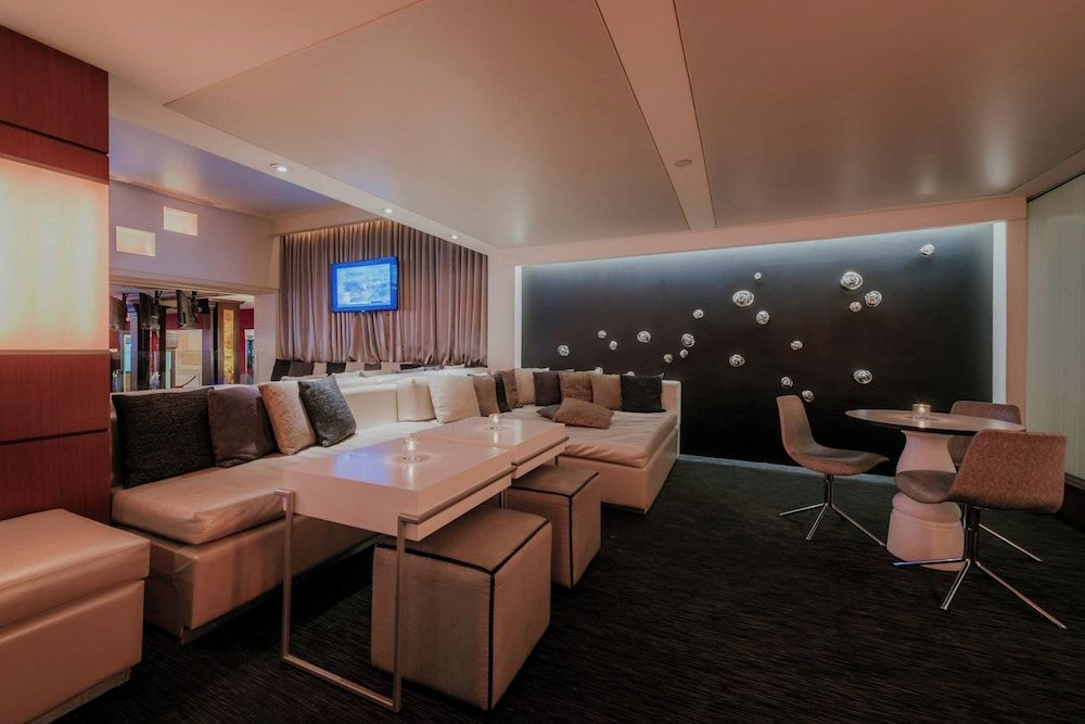 Renaissance Wind Creek Aruba Resort 3