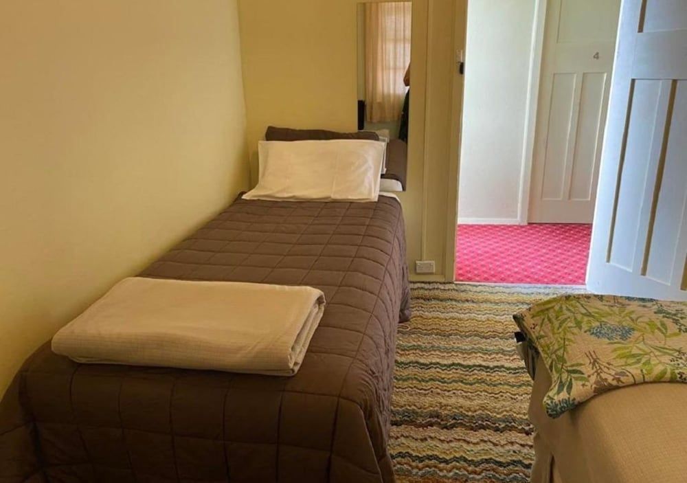 Royal Hotel Capertee 3