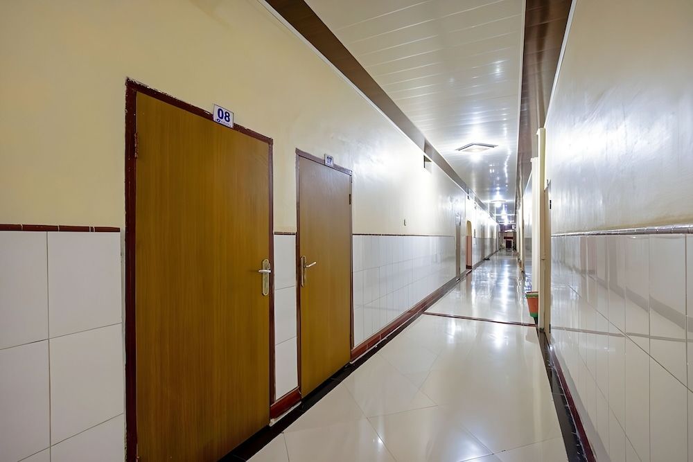 Malibou Hotel Medan By Zuzu 2