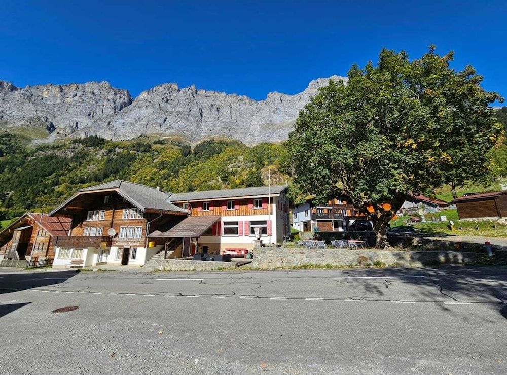 Hotel Alpenrose -1 estrelas em Gadmen