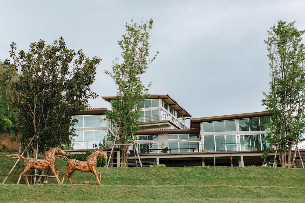 Mighty Mountain Thailand -1 estrelas em Kaeng Krachan