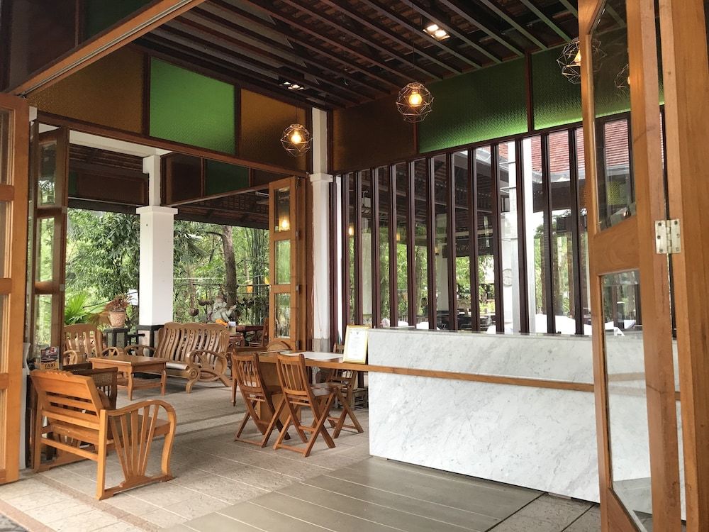 Tak Andaman Resort & Hotel 2