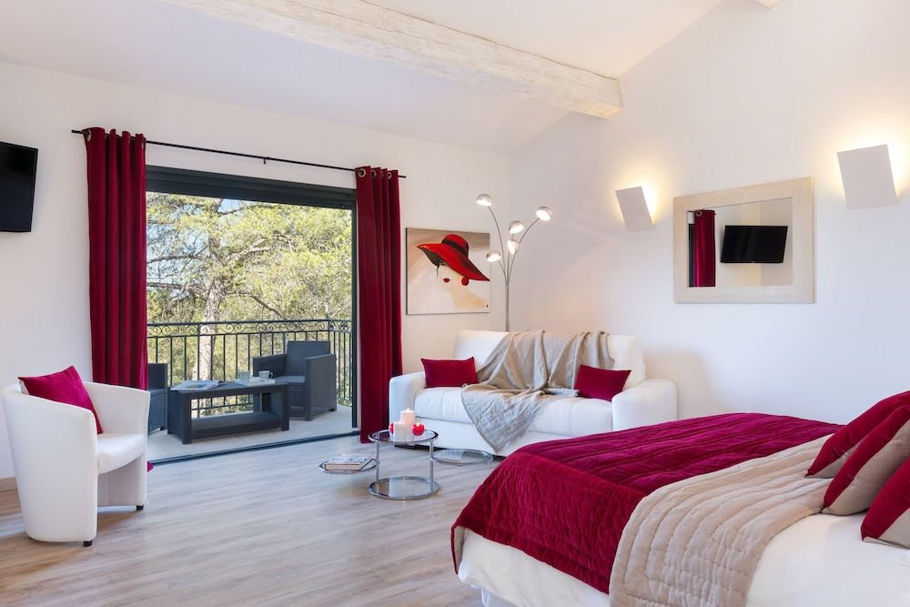 Les Chambres Du Cha Teau Rasque 3