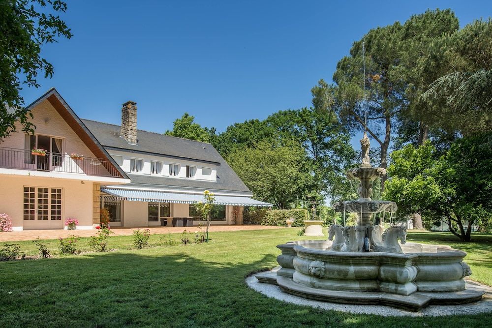 Le Domaine De La Clotia Re -1 étoiles à La Guerche-de-Bretagne