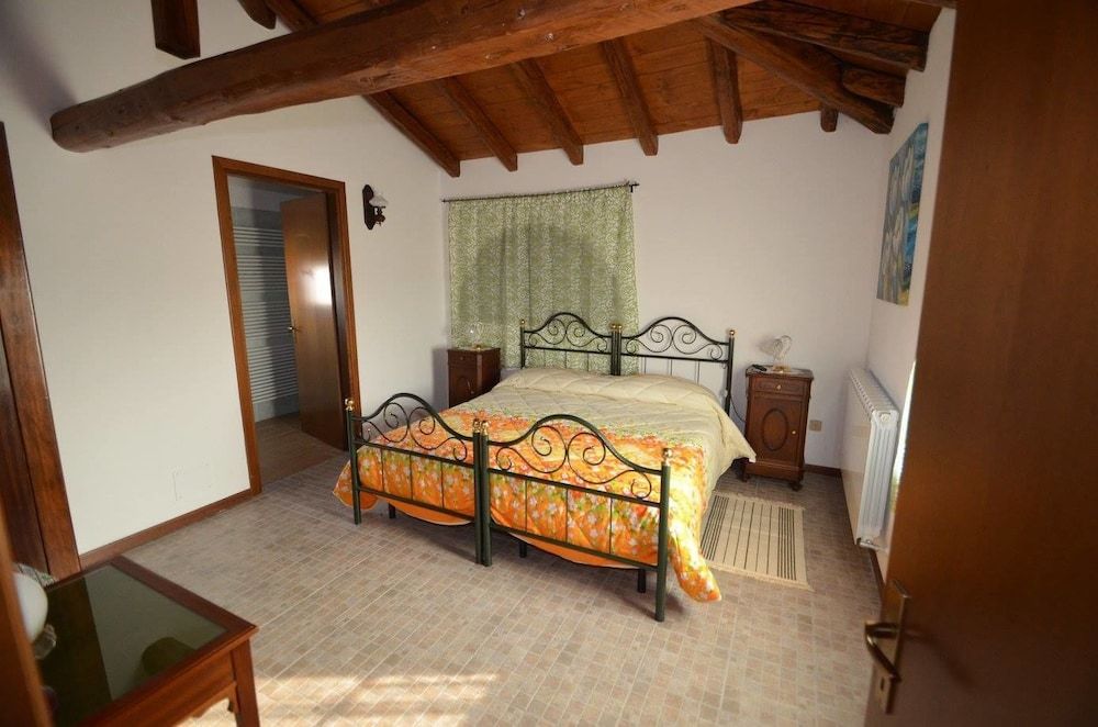 Chiaro Di Luna -1 estrelas em San Vito al Tagliamento