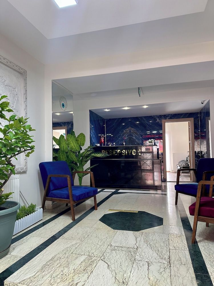 The Yücedağ Hotel 2