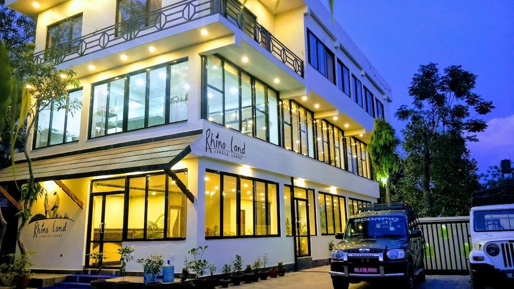 Rhino Land Jungle Lodge 3 estrelas em Sauraha