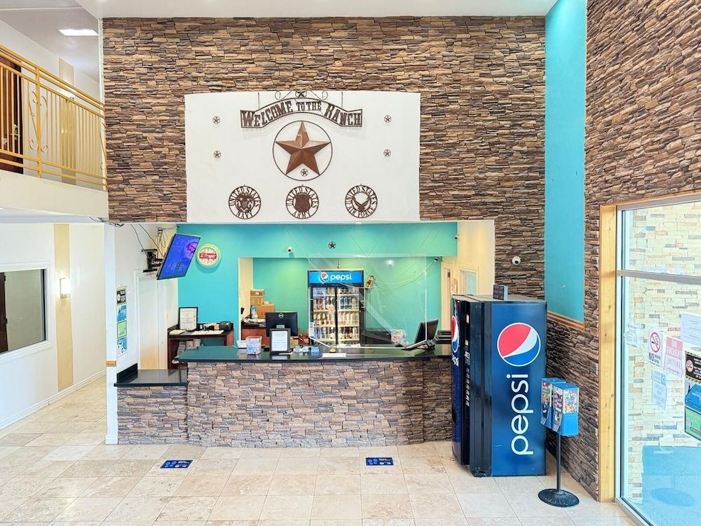 Alien Residence Inn 3