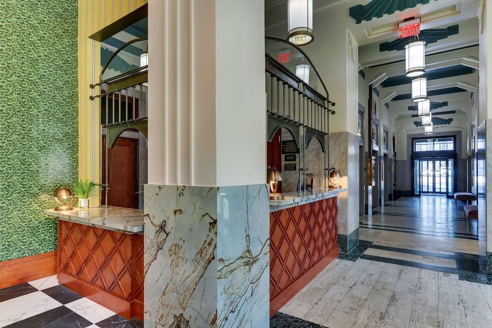 Threefoot Hotel Meridian A Tribute Portfolio Hotel 3