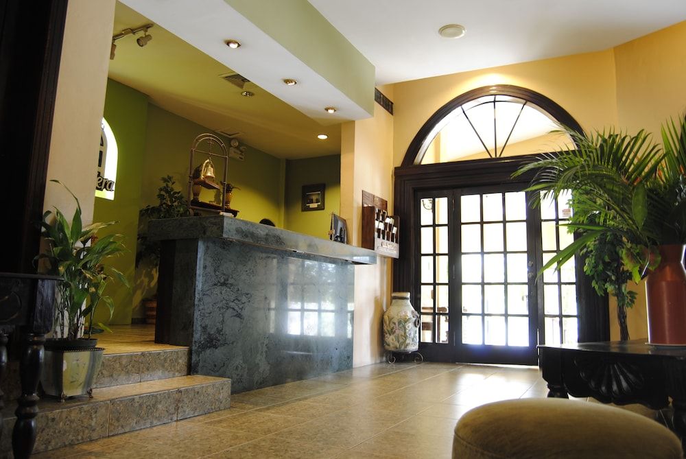 Aparthotel La Cordillera 2