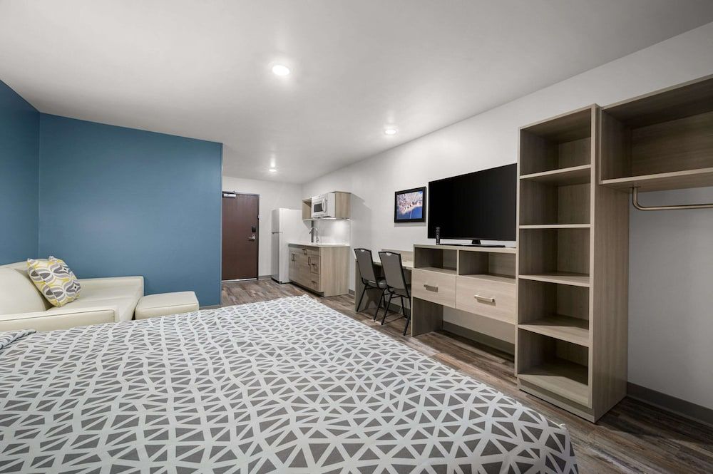 Woodspring Suites Dearborn Detroit 3 estrelas em Dearborn