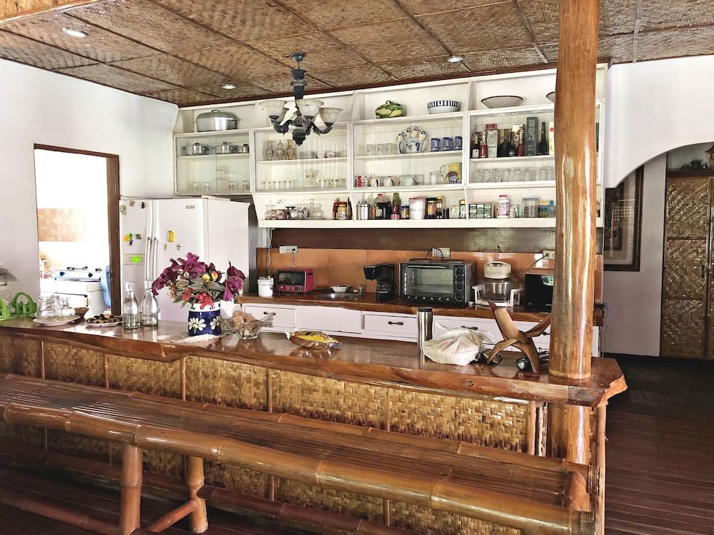 The Pelican's Resort 3