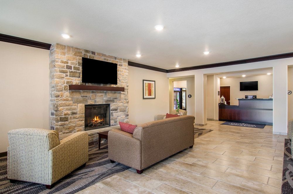 Cobblestone Hotel Suites Andrews 3