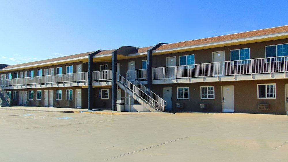 Corcoran Country Inn 2 estrelas em Corcoran