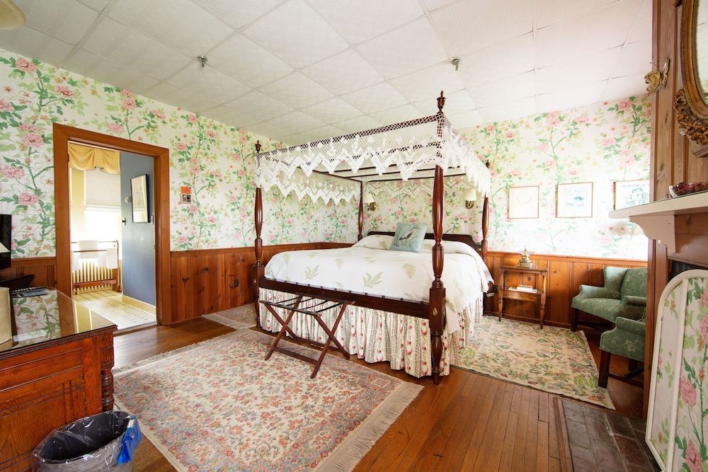 Sandaway Suites & Beach 2