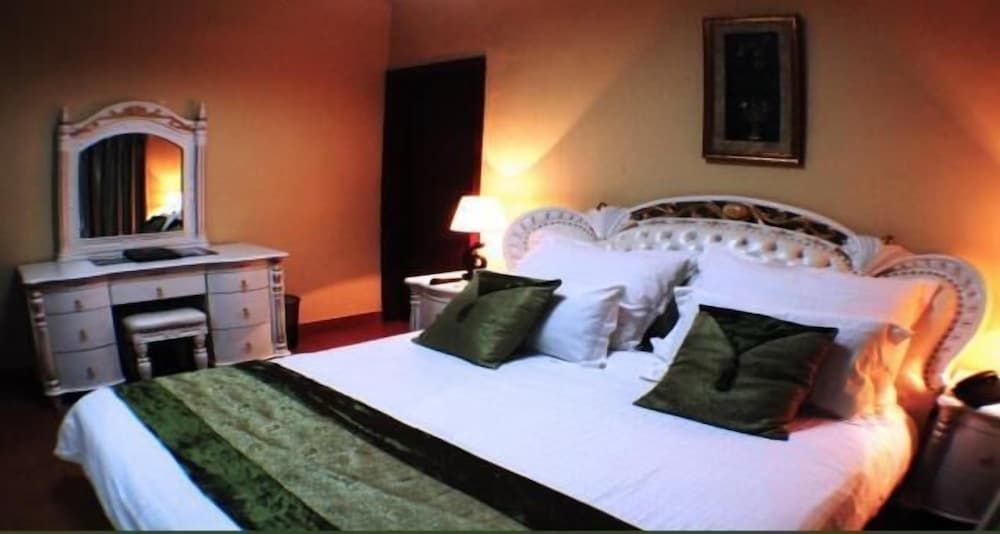 Moba Hotel & Convention Centre 3