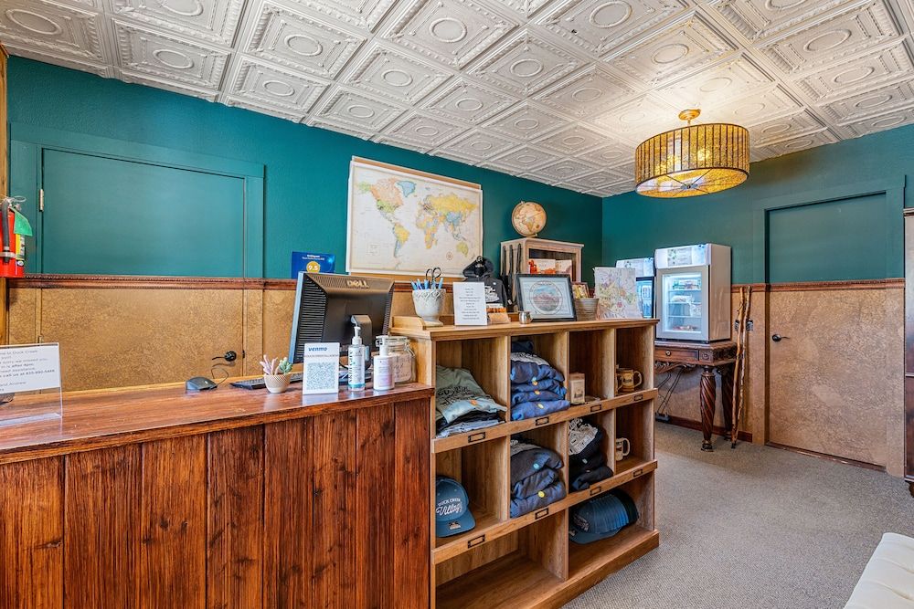 Duck Creek Village Inn 2