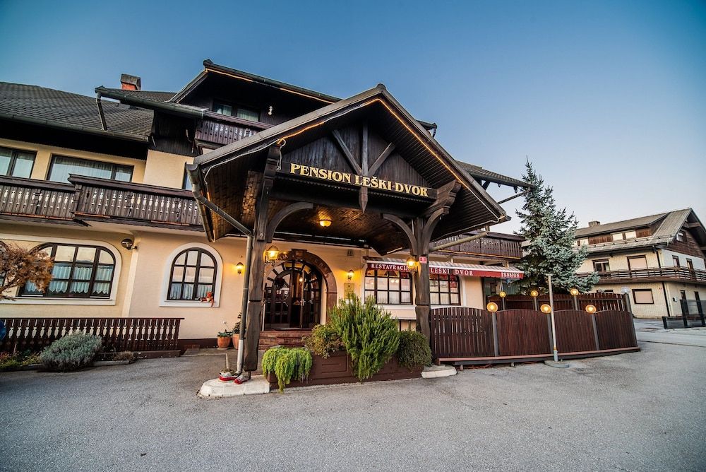 Guesthouse Lea Ki Dvor 3 estrelas em Lesce