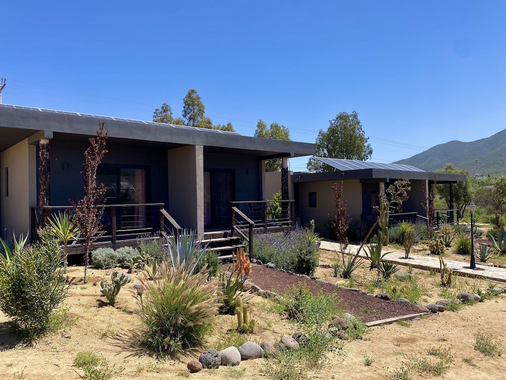 Coquenas Del Valle -1 estrellas en Valle de Guadalupe