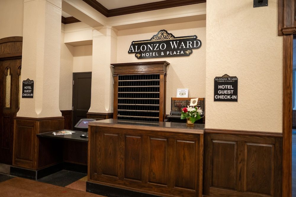The Alonzo Ward Hotel 3