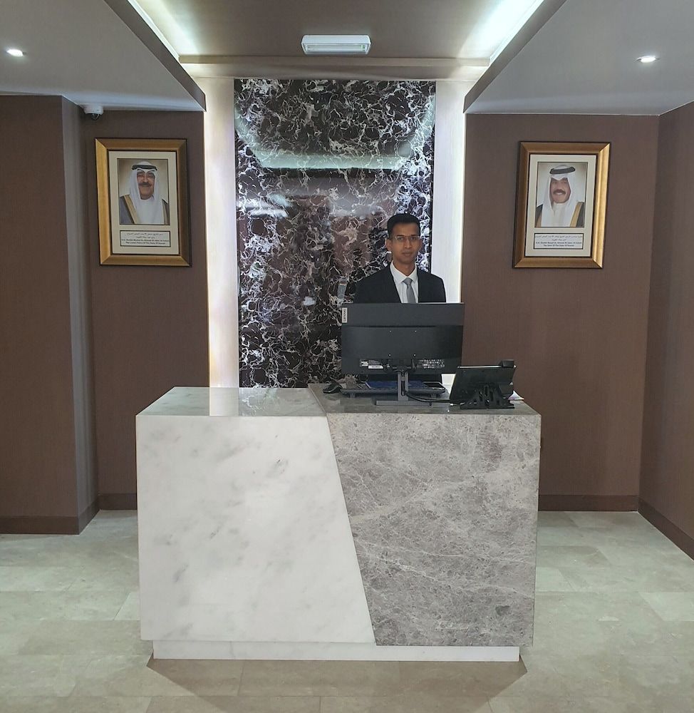 Riggae Tower Hotel 3