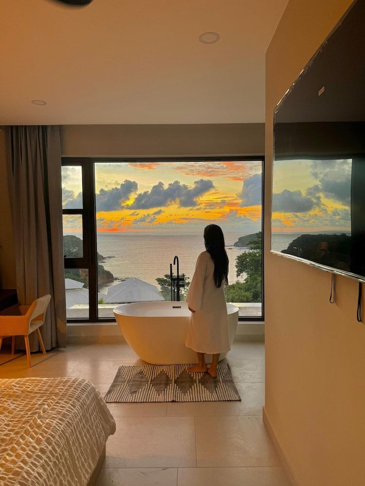 Malibu At Pacific Marlin 2