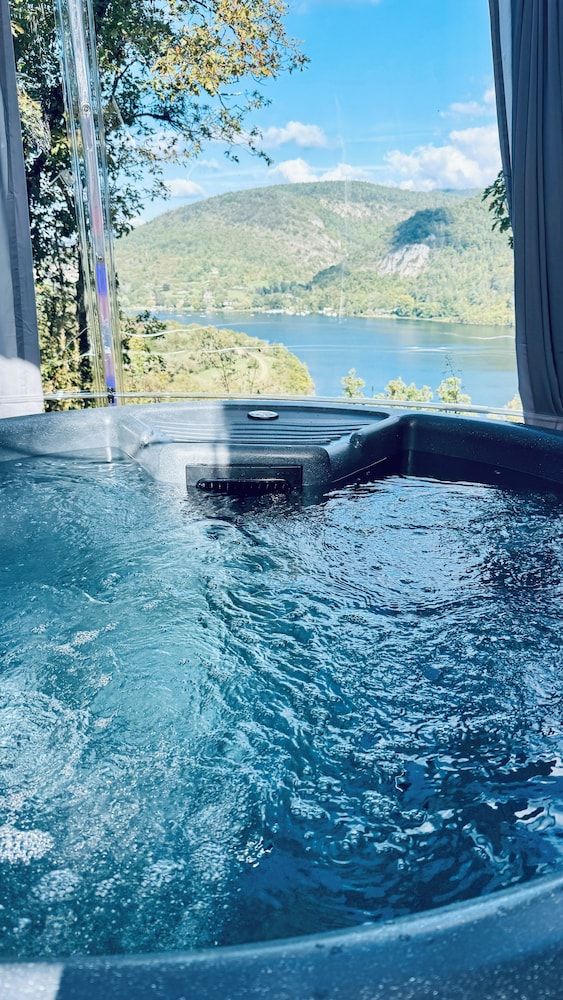 Cabanes et Lodges du Belvedere -1 estrelas em Serrières-sur-Ain