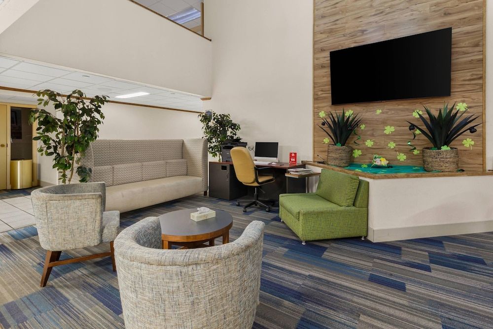 Suburban Studios Altoona 3