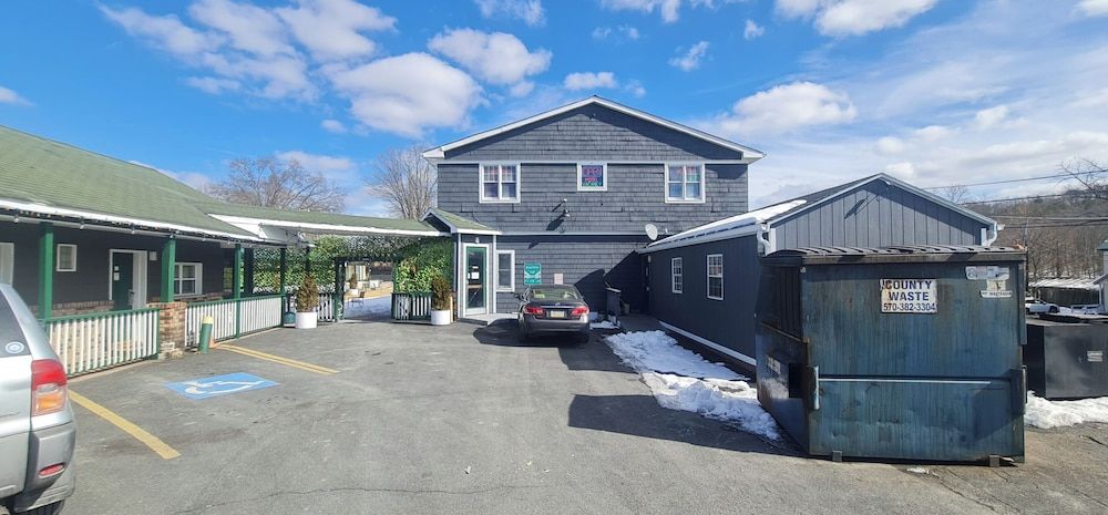 Werry's Cottages Pub By Oyo East Stroudsburg Weekl 3 estrelas em East Stroudsburg