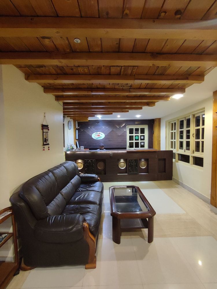 HOTEL GREEN VALLEY 2