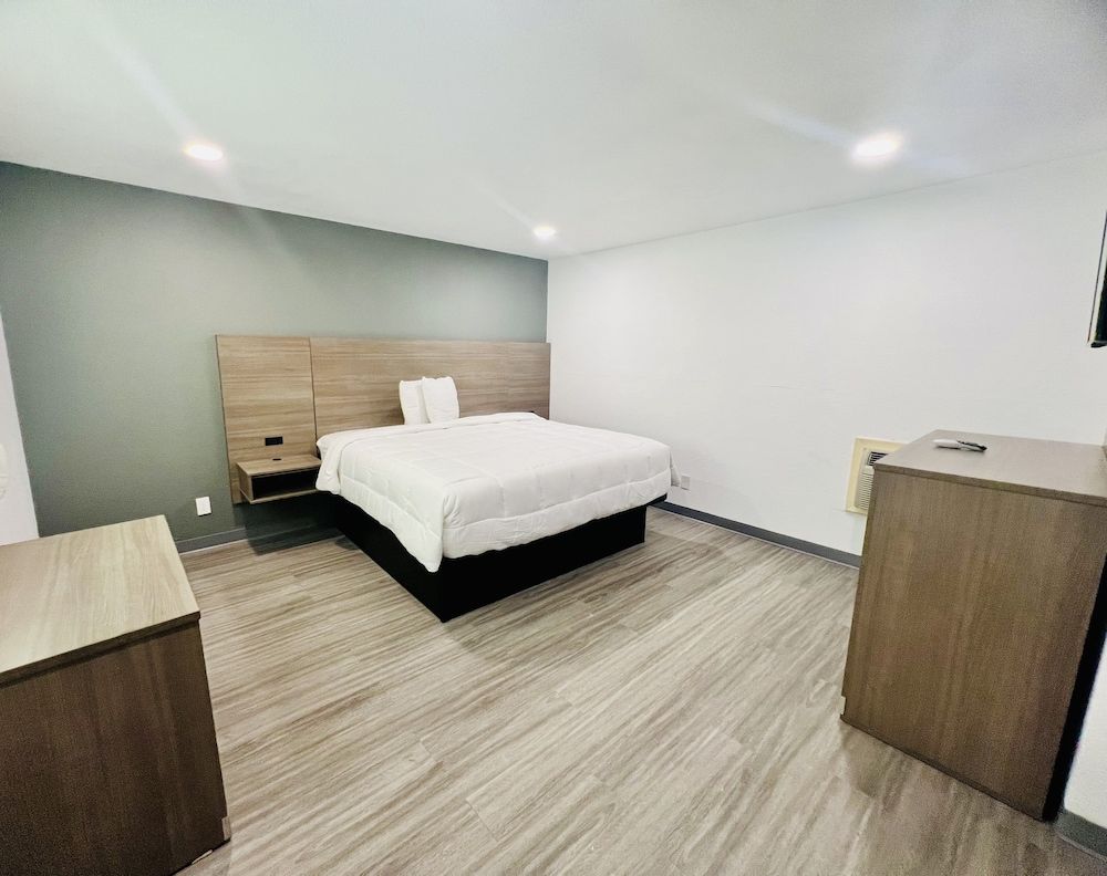 Rodeway Inn Mineola Tx 3