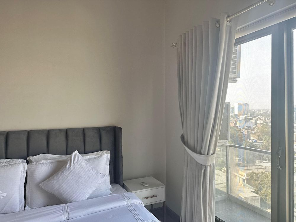 The Opus Luxury Residences 3