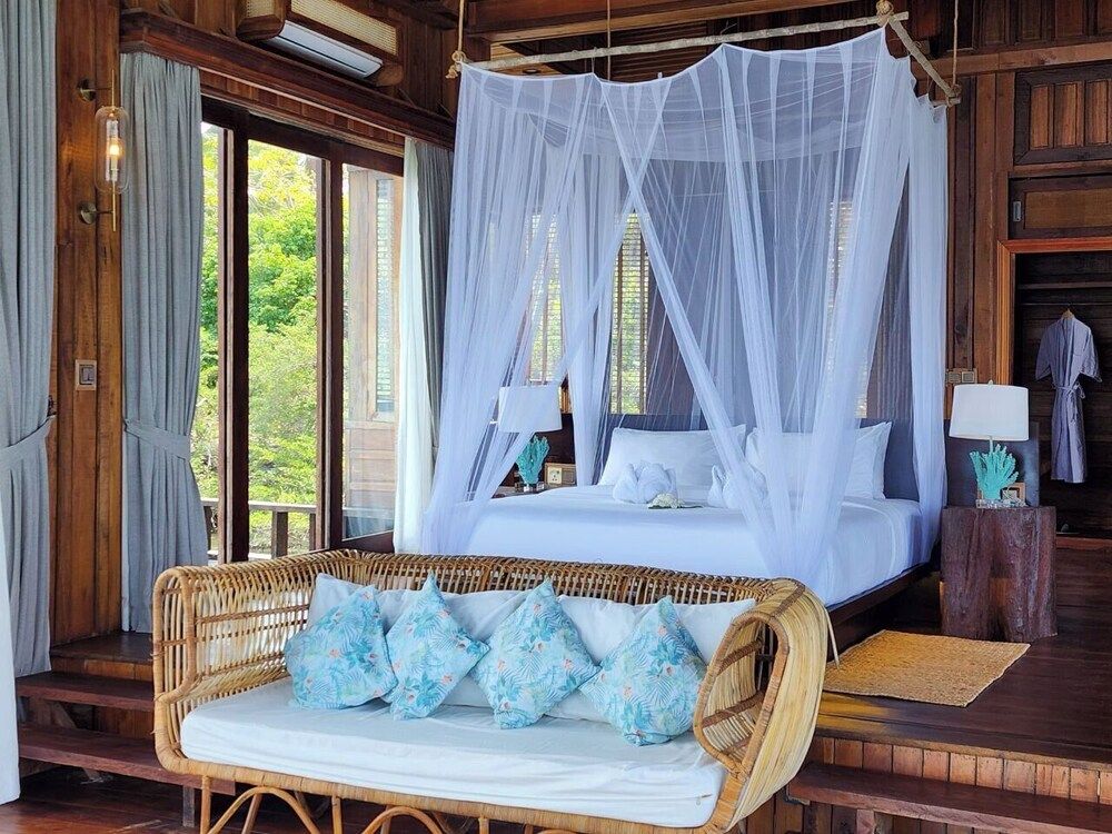 Full Moon Island Resort 3