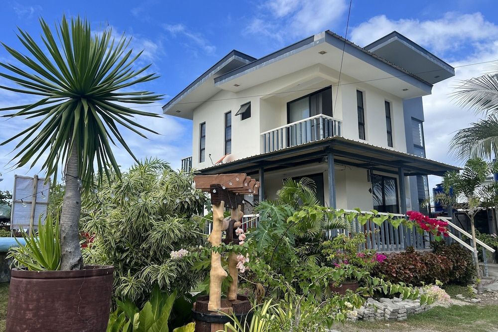 Lover's Point Beach Front Resort By Zuzu -1 estrelas em Lian