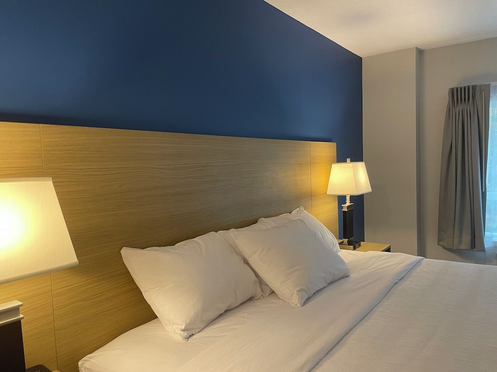 Baymont by Wyndham Gold River 2