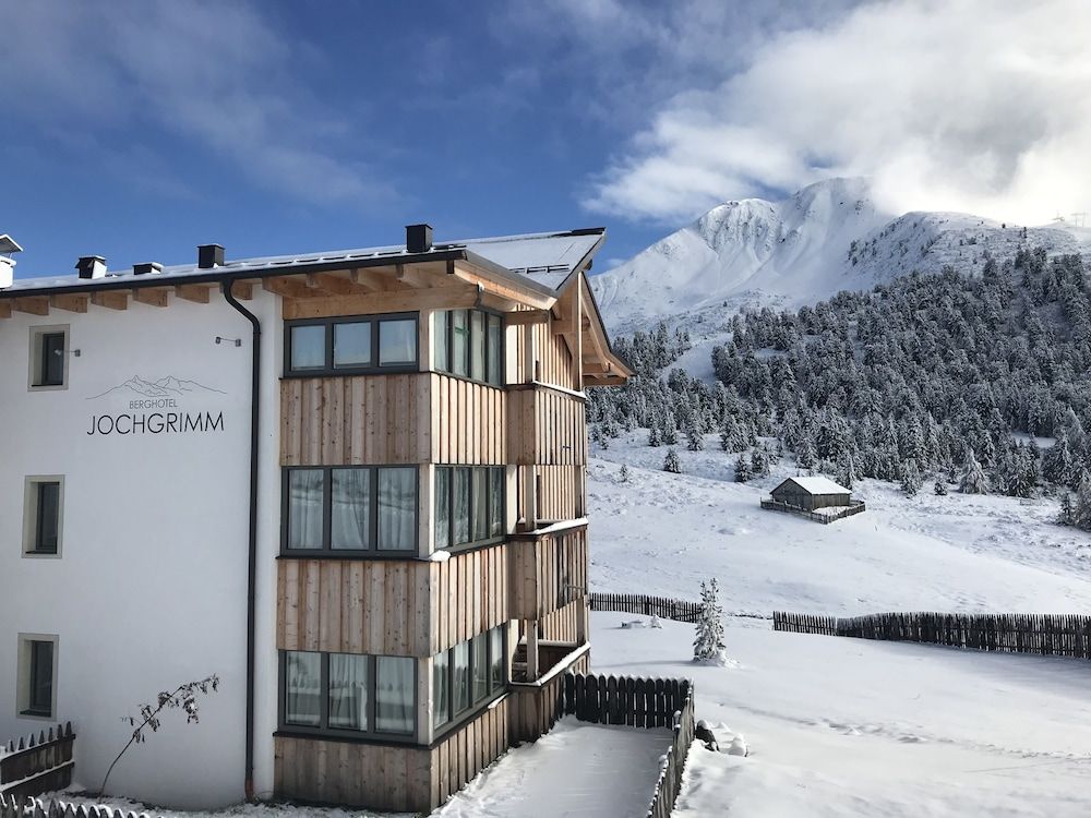 Berghotel Jochgrimm - Your hoome in the Dolomites -1 estrelas em Varena