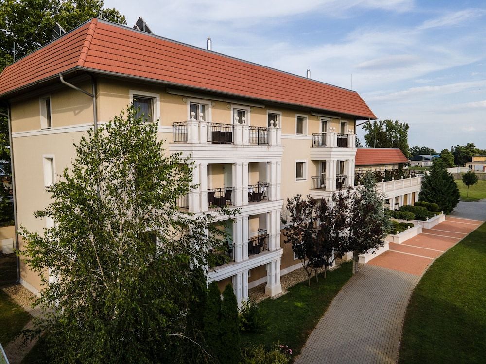 Arcanum Hotel 4 estrelas em Békéscsaba