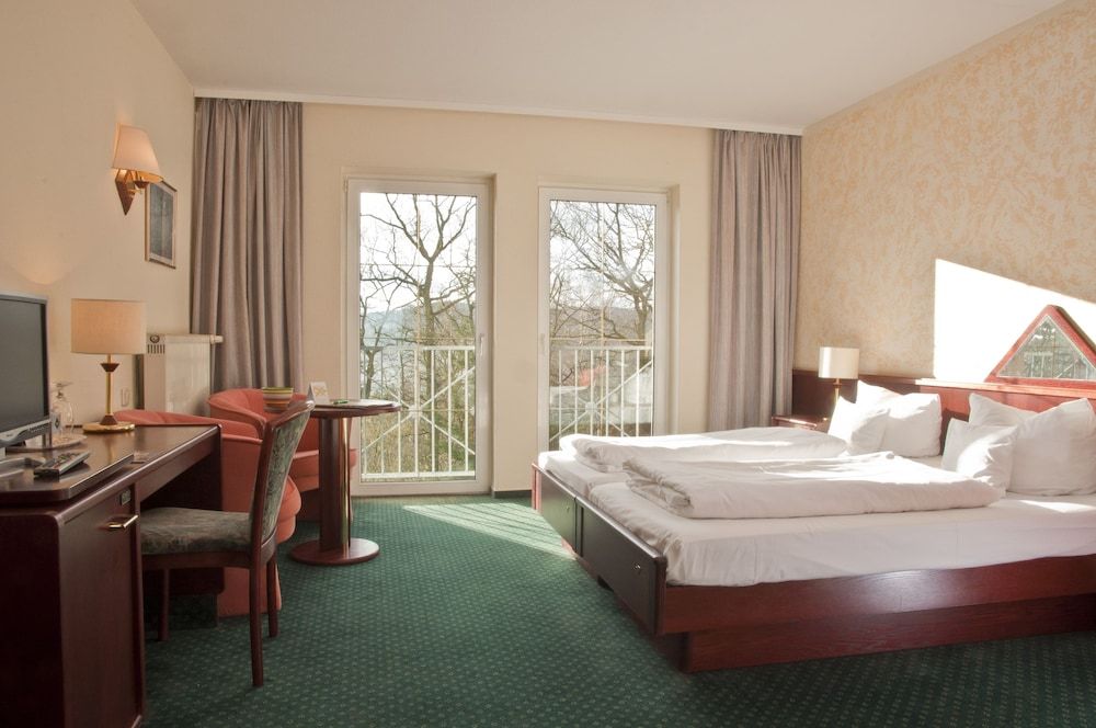 Panoramahotel Am Marienturm 3